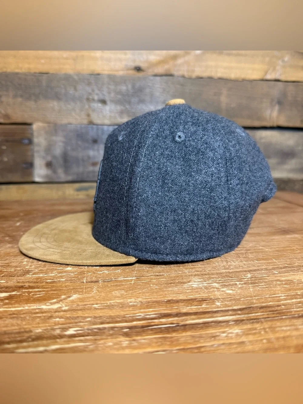 Knuckleheads Little Threads Size XS Small Snapback Hat Ball Cap Gray Brown Suede